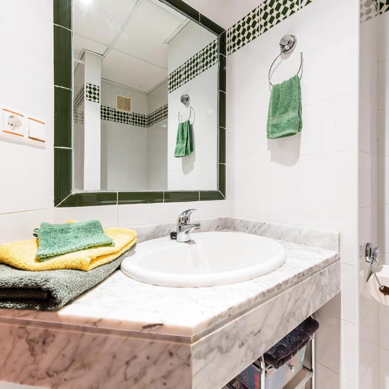 Casa Benu - Two-Bedroom Apartment - 14