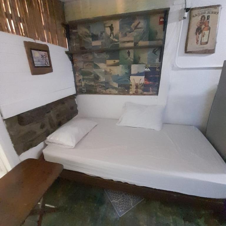 Hospedaje Pirata Express - Family Room with Private Bathroom - 8