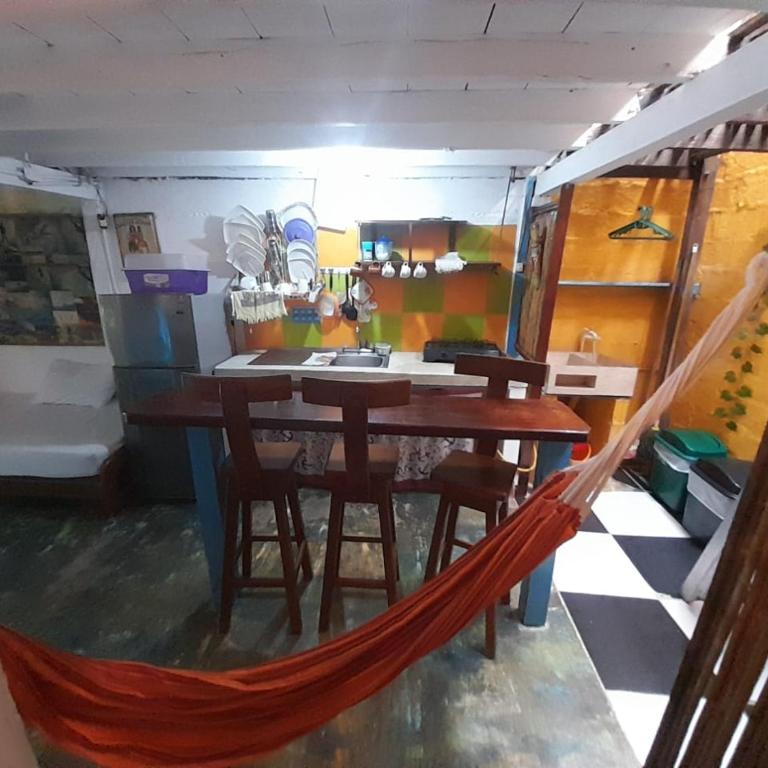 Hospedaje Pirata Express - Family Room with Private Bathroom - 10