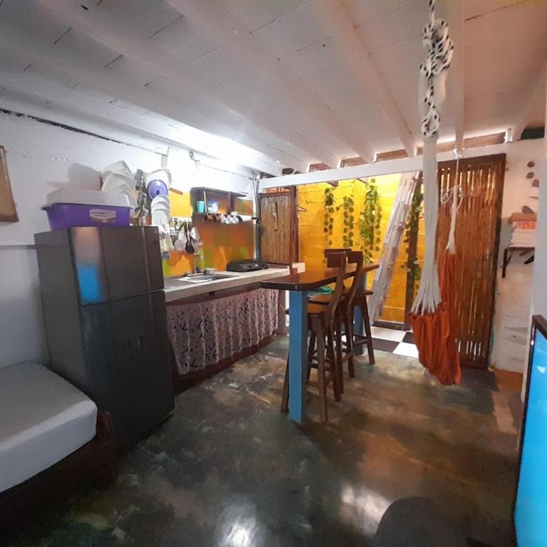 Hospedaje Pirata Express - Family Room with Private Bathroom - 9