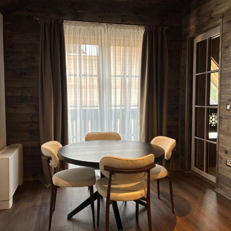 Motherland Chalets - Superior Koliba - 6