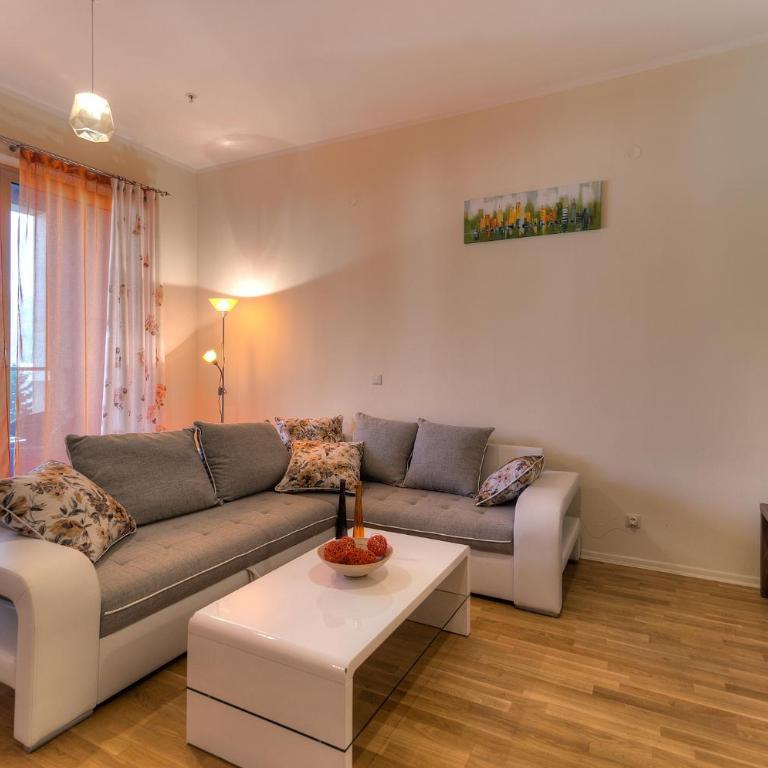 Harmonia Apartments near Shabbat House - Apartman sa 2 Spavaće Sobe, Balkonom i Pogledom na More - 11