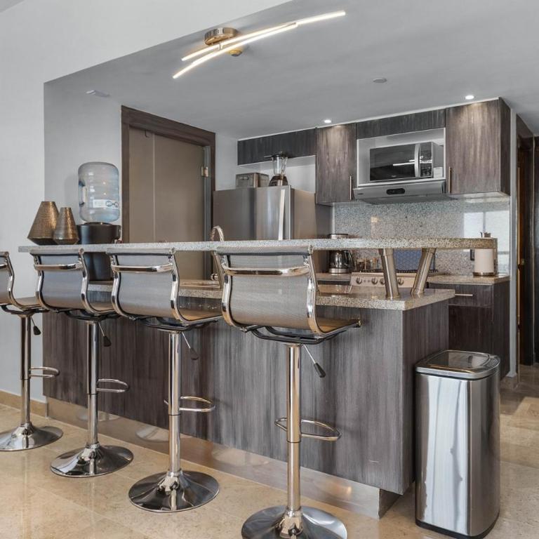 Vista La Jolla 408 | 2BR Suite Ocean View - Apartamento - 4