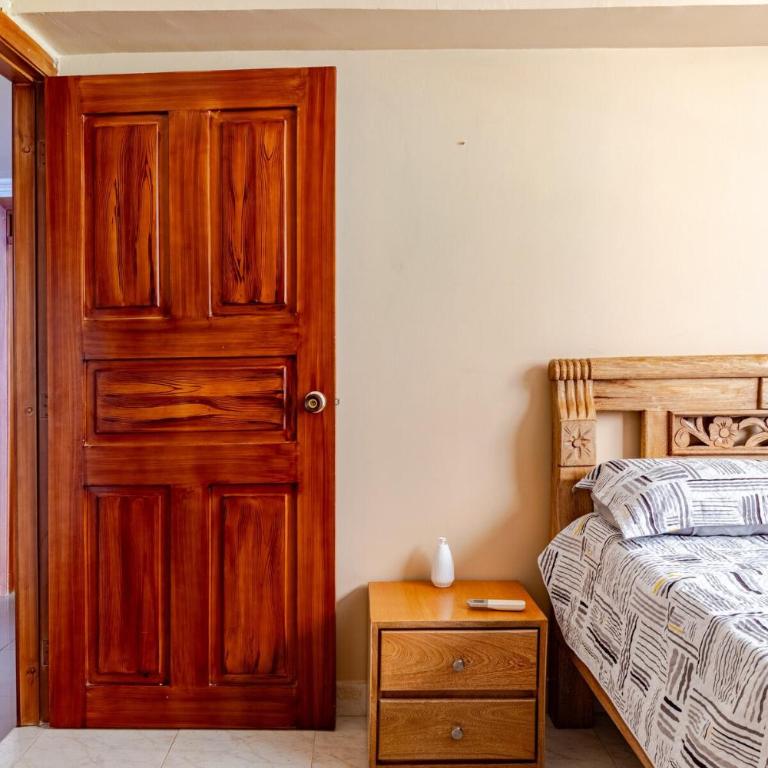 Tourist apartment steps from the Historic Center - Four-Bedroom Apartment - 23