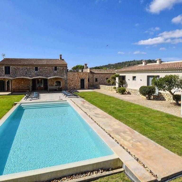 Bonita Finca de estilo moderno con piscina & aacc - Casa de 6 dormitorios - 22