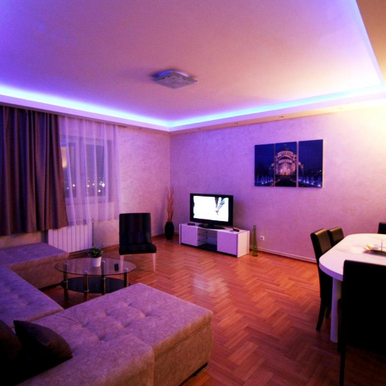 Apartment Grande Centar sa garažom - Apartment mit 3 Schlafzimmern und Balkon - 5