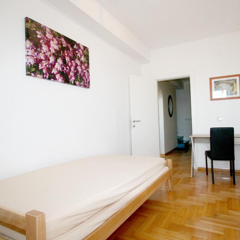 Apartment Grande Centar sa garažom - Apartment mit 3 Schlafzimmern und Balkon - 6