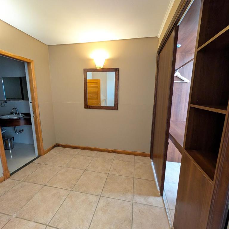 Hosteria Los Hielos - Quadruple Room with Lake View - 7