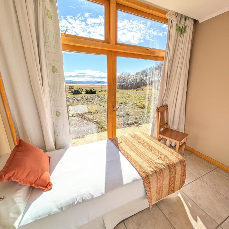 Hosteria Los Hielos - Quadruple Room with Lake View - 10