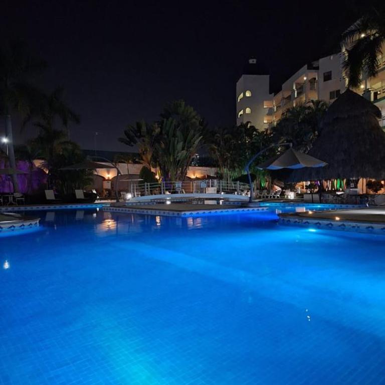 Depa con Balcón y Asador en Marina Vallarta - Apartment mit 3 Schlafzimmern - 1
