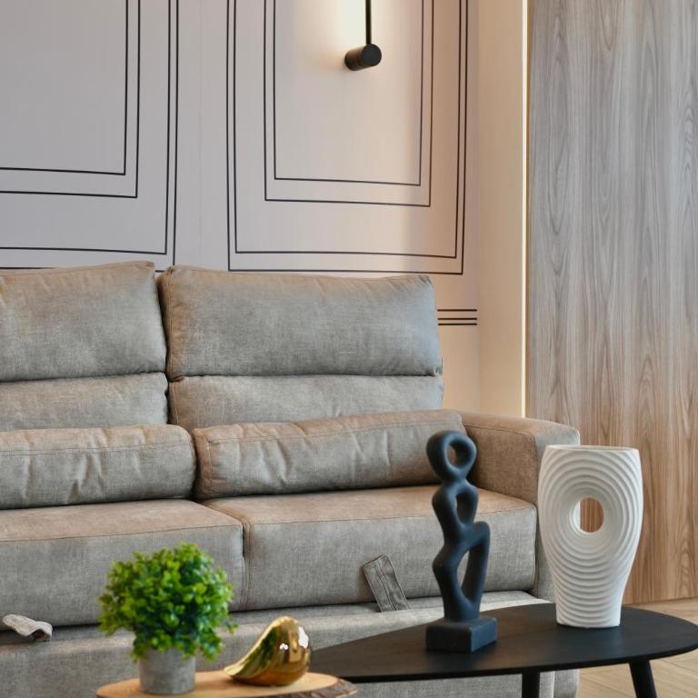 Unique Apartments - One-Bedroom Apartment - 42