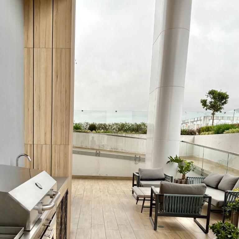 Unique Apartments - One-Bedroom Apartment - 5