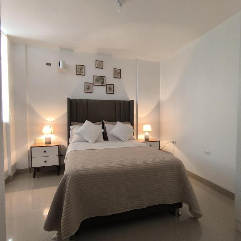 Hermoso departamento amoblado D - Two-Bedroom Apartment - 1