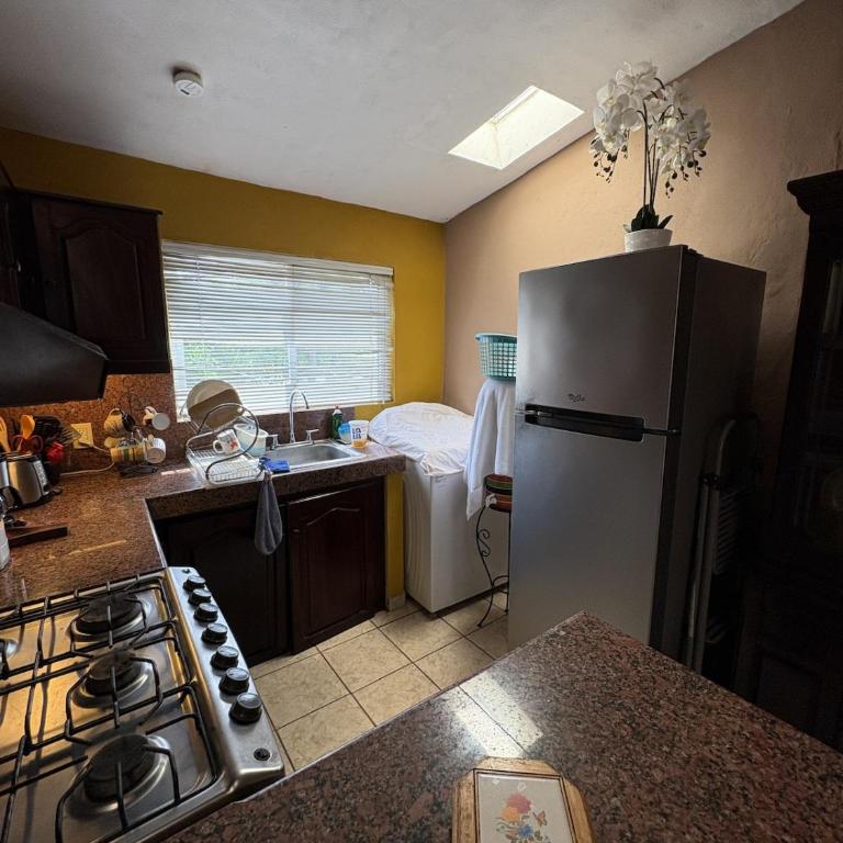 Central Family Apartment with Air conditioning and Hot Water - Apartment - 18