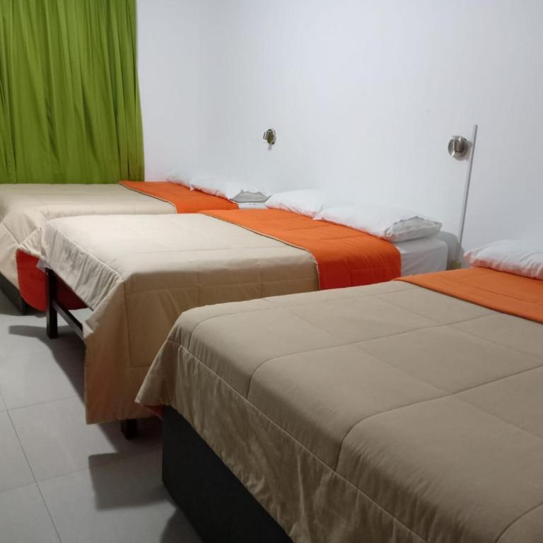 HOTEL PUNTA PARIÑAS-TALARA-PERU - Habitación Triple - 2