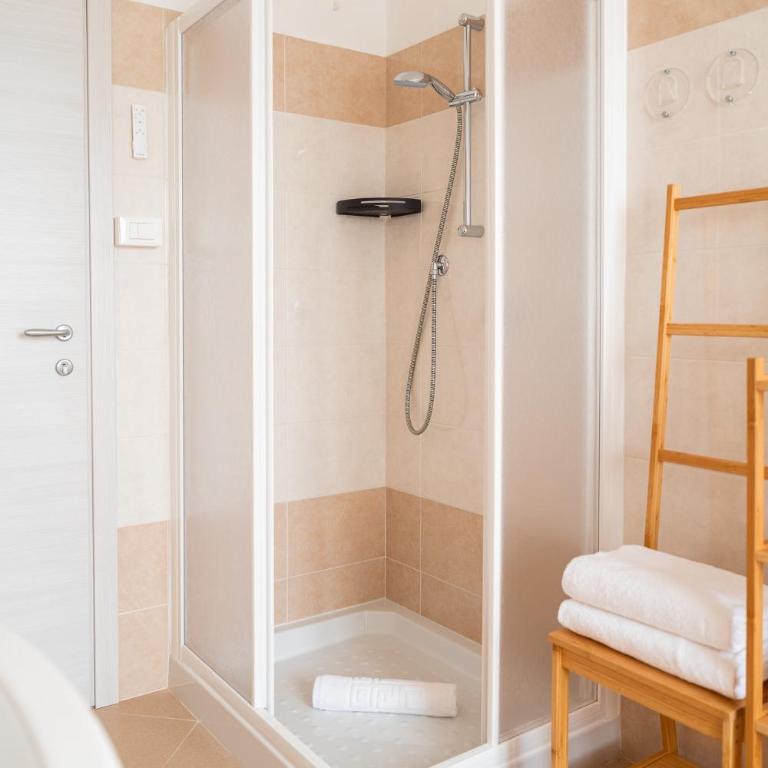 Matelia - Dimora Chinotto - Camera Tripla con Bagno Privato Esterno - 20