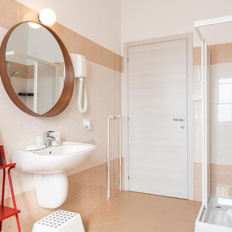 Matelia - Dimora Chinotto - Camera Tripla con Bagno Privato Esterno - 21