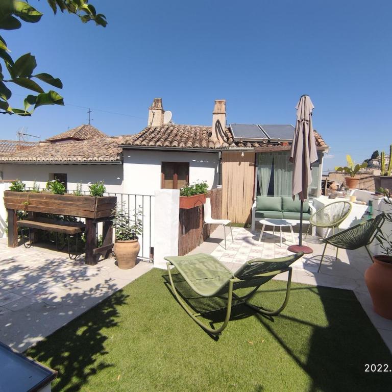 House with terrace Granada center - Alhambra views - Vacation Home - 2