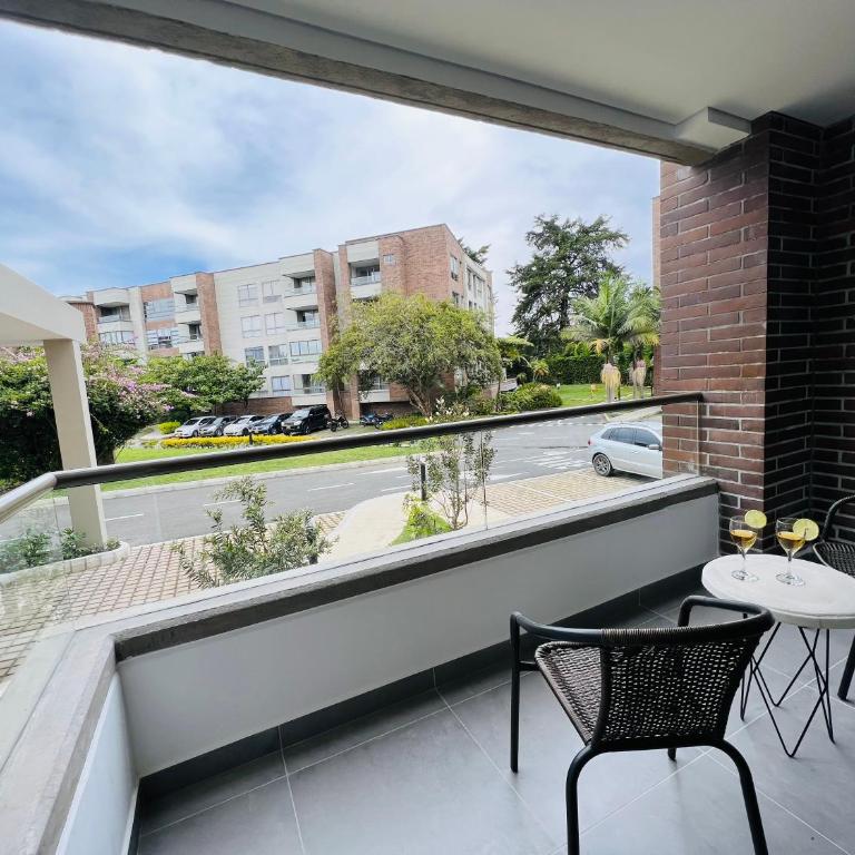 Lujoso Aparta Suite campestre en Llanogrande - Apartamento de 1 dormitorio - 5