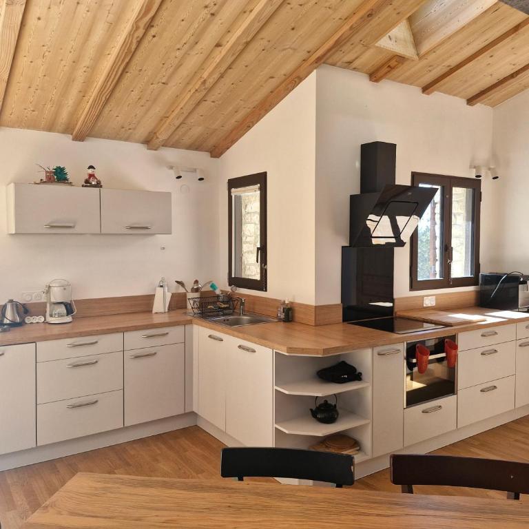 La Bergerie - Chalet contemporain au Mont Ventoux - Chalet - 3