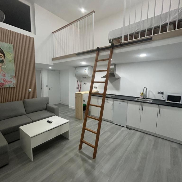 ERA Cozy Interior Apt - Ideal for families - Appartamento con 2 Camere da Letto e Terrazza - 3