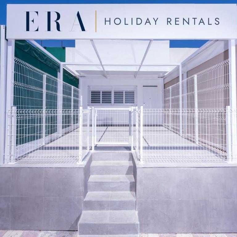 ERA Cozy Interior Apt - Ideal for families - Appartamento con 2 Camere da Letto e Terrazza - 2