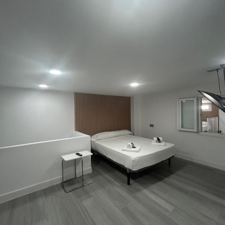 ERA Cozy Interior Apt - Ideal for families - Appartamento con 2 Camere da Letto e Terrazza - 12