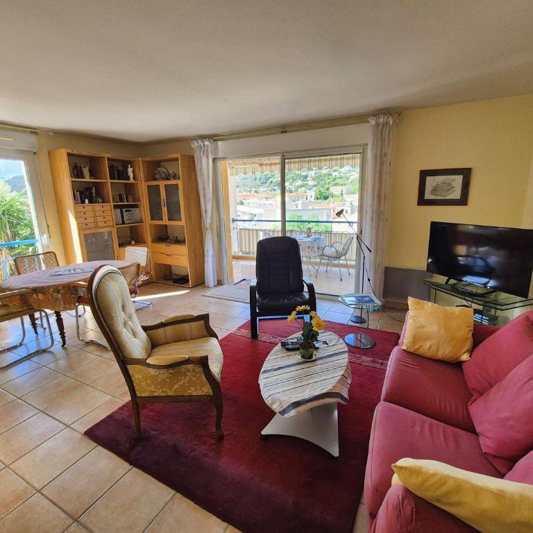 3 chambres, au coeur du village de Saint Mandrier - Appartamento con 3 Camere da Letto - 4