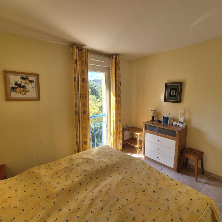 3 chambres, au coeur du village de Saint Mandrier - Appartamento con 3 Camere da Letto - 12