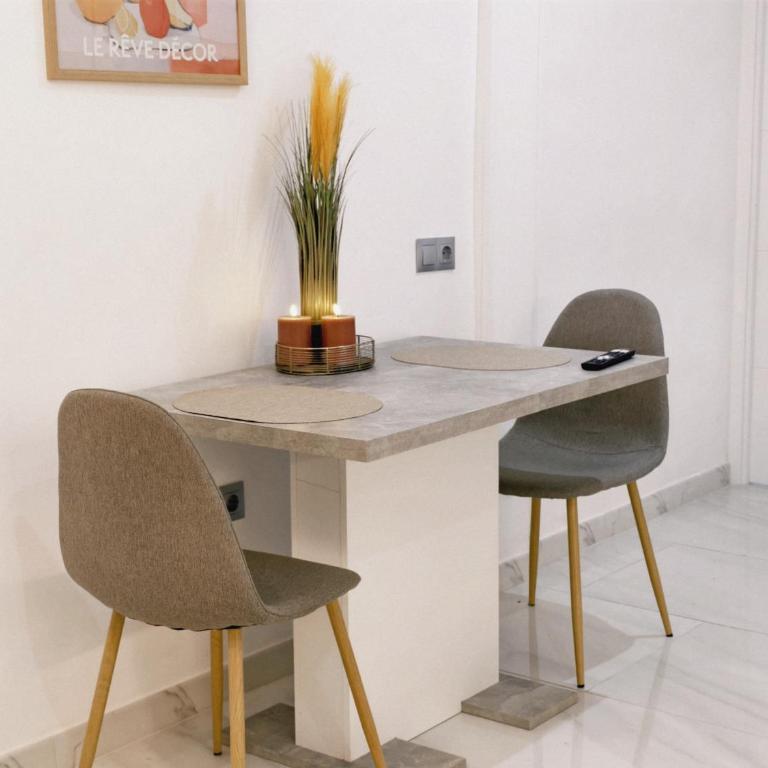 SleekLofts by City of Arts - Two-Bedroom Apartment with Terrace - 17