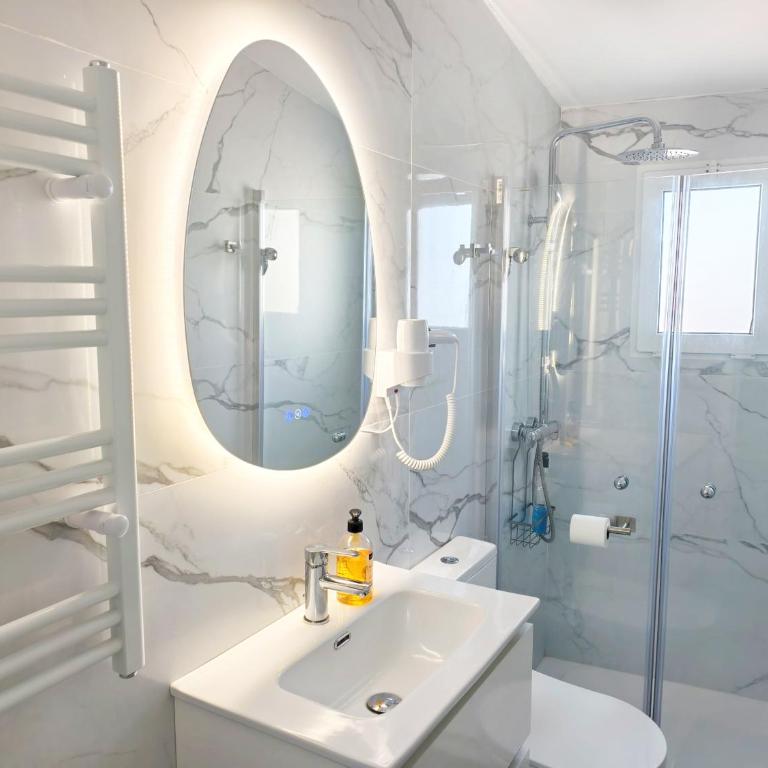 SleekLofts by City of Arts - Two-Bedroom Apartment with Terrace - 6