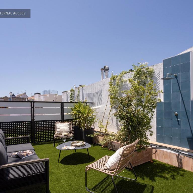 Genteel Home Santas Patronas - One-Bedroom Apartment with Terrace-external access - 11