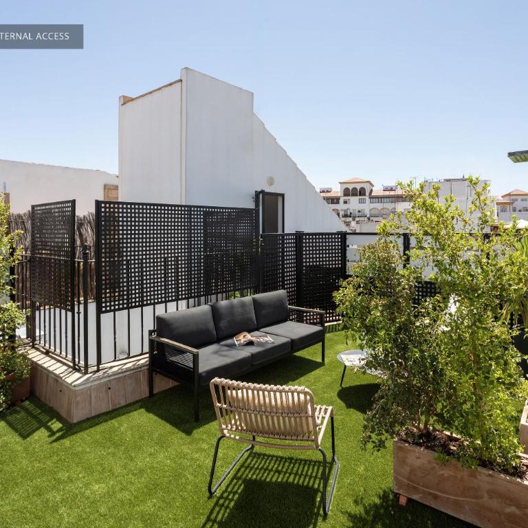Genteel Home Santas Patronas - One-Bedroom Apartment with Terrace-external access - 13