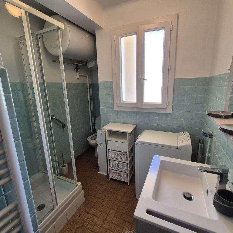 Appartement 1 chambre, climatisation, tout à pied - One-Bedroom Apartment - 10