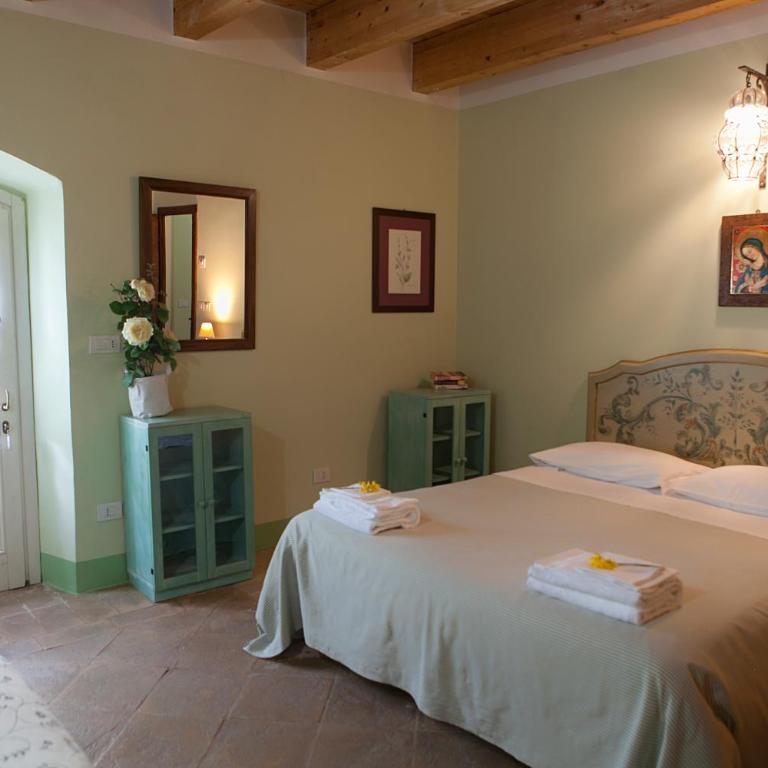 Re Artù Assisi Country Lifestyle - Habitación Cuádruple Estándar - 2