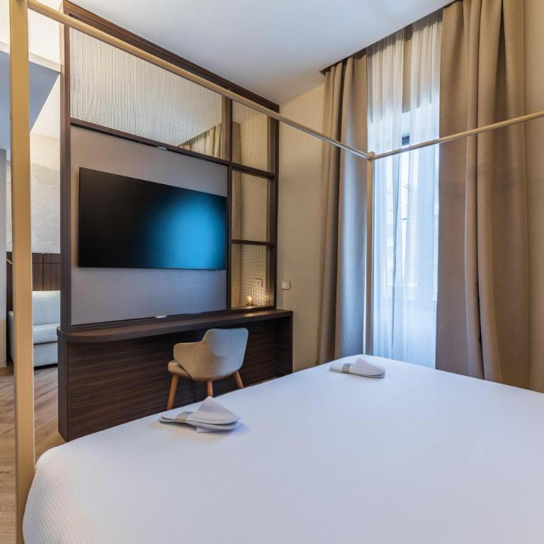 Hotel Raffaello - Sure Hotel Collection by Best Western - Junior Suite King con Divano Letto - 17