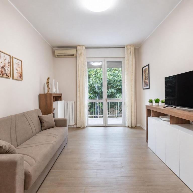 GuestHost - Dimora Carrara Bergamo - Appartamento con 3 Camere da Letto - 1