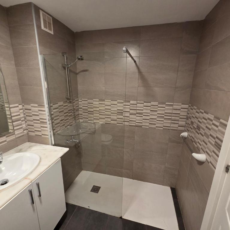Oasis Royal F319 - One-Bedroom Apartment - 11