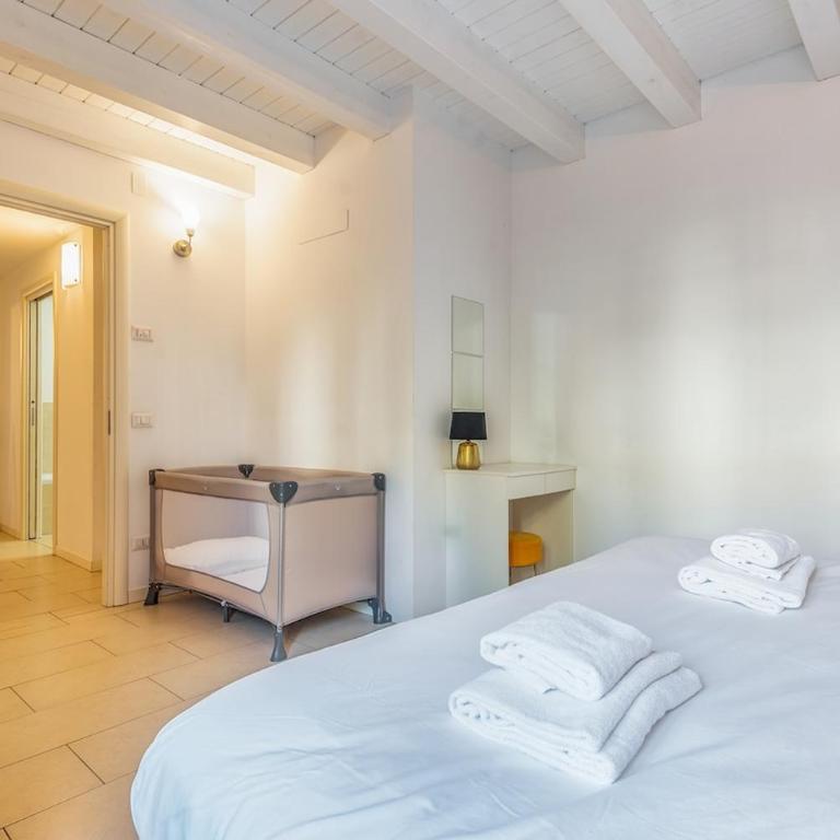 Citta Alta-Trainstation 5'-Airport 9'-Carrara Arts - Appartamento con 2 Camere da Letto - 5