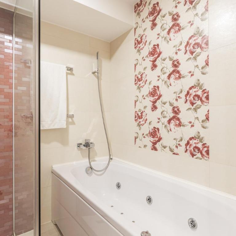 Modern & Spacious 2BR Duplex Apartment in Old Town - Apartman sa 3 Spavaće Sobe - 29