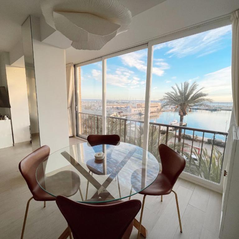 Apartamento en el Puerto con Parking - Two-Bedroom Deluxe Apartment with Harbour View - 1
