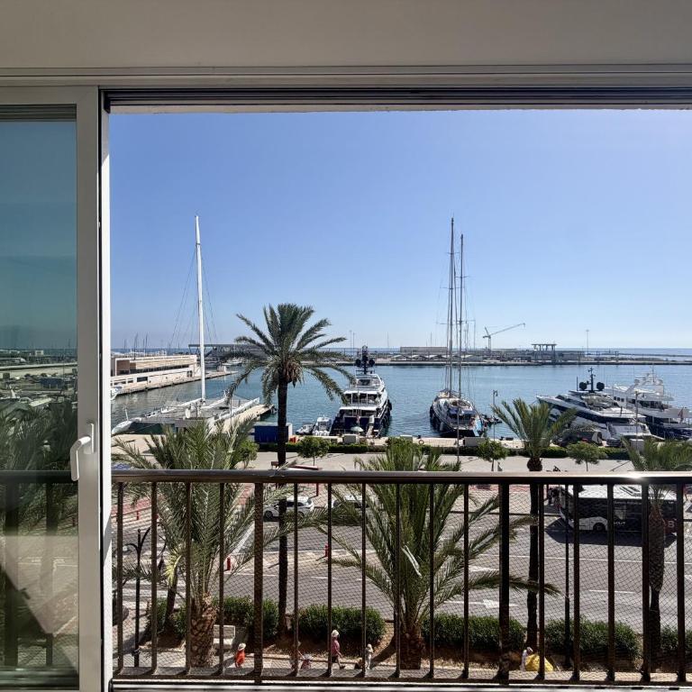 Apartamento en el Puerto con Parking - Two-Bedroom Deluxe Apartment with Harbour View - 20