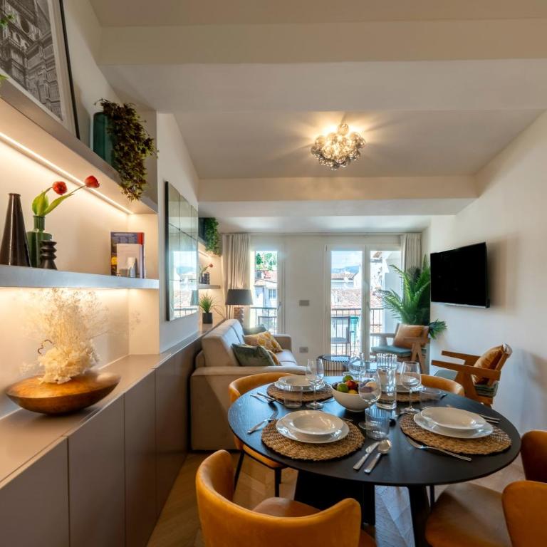 Genteel Home Campuccio Firenze - Appartamento con 2 Camere da Letto e Balcone - 7