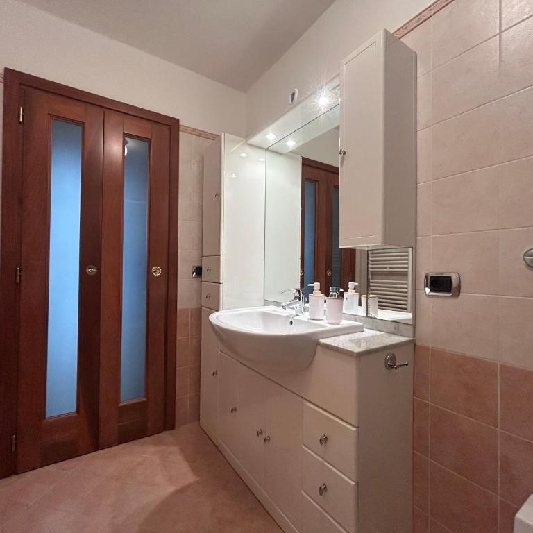 La Casa nella Roccia - Appartamento con 2 Camere da Letto - 19