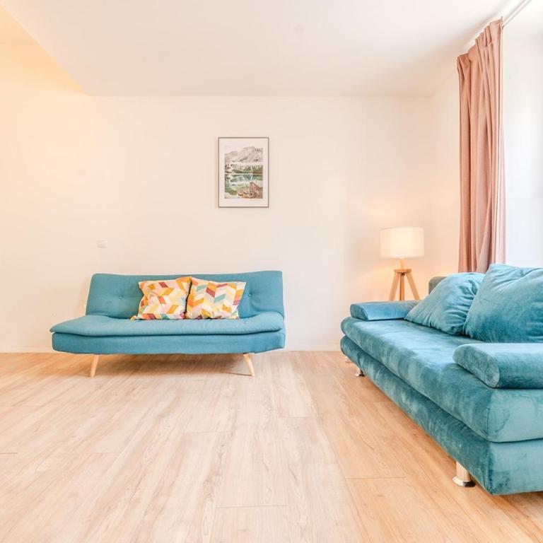 NOOR Colorful Central Studio Parking Option - One-Bedroom Apartment - 1