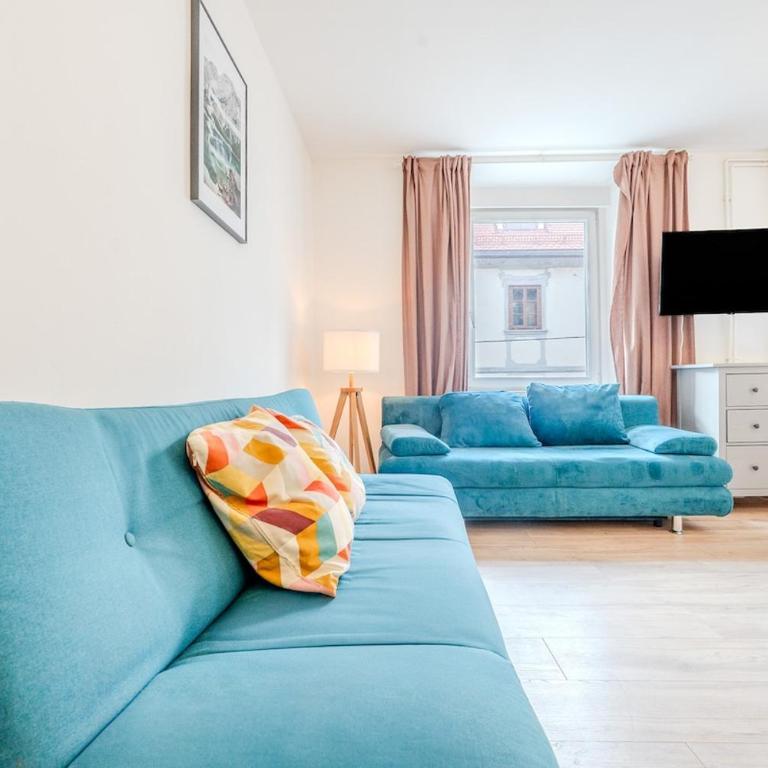 NOOR Colorful Central Studio Parking Option - One-Bedroom Apartment - 3