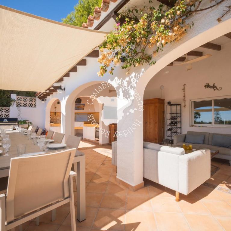 La Vida Loca - Villa with Private Pool - 8