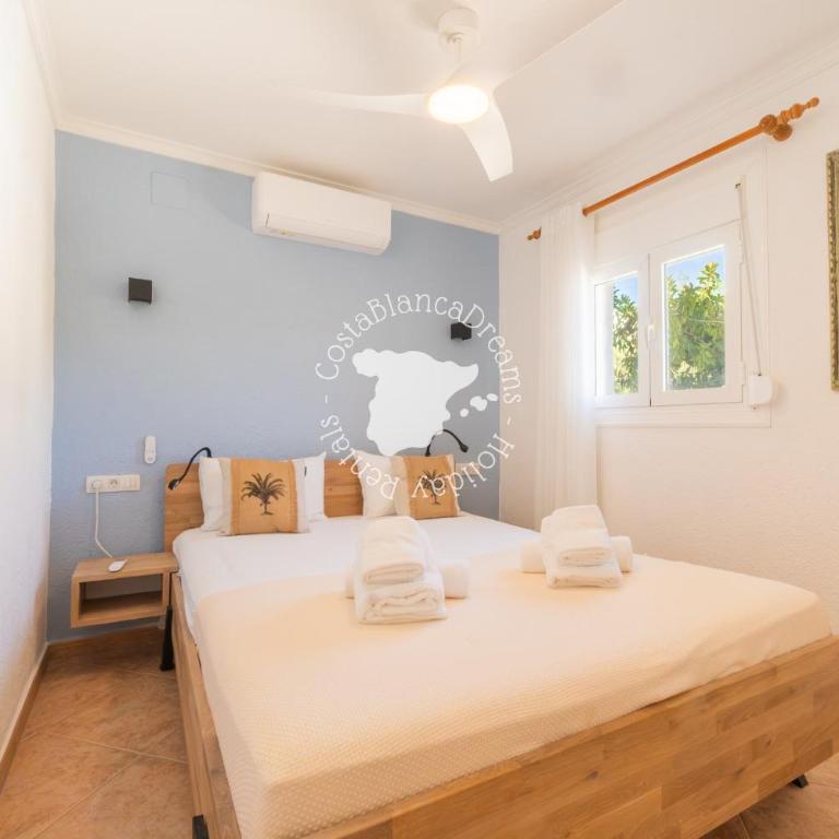 La Vida Loca - Villa with Private Pool - 23