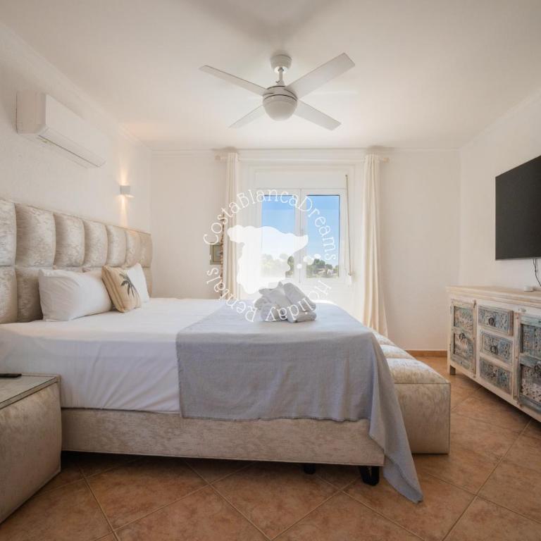 La Vida Loca - Villa with Private Pool - 28