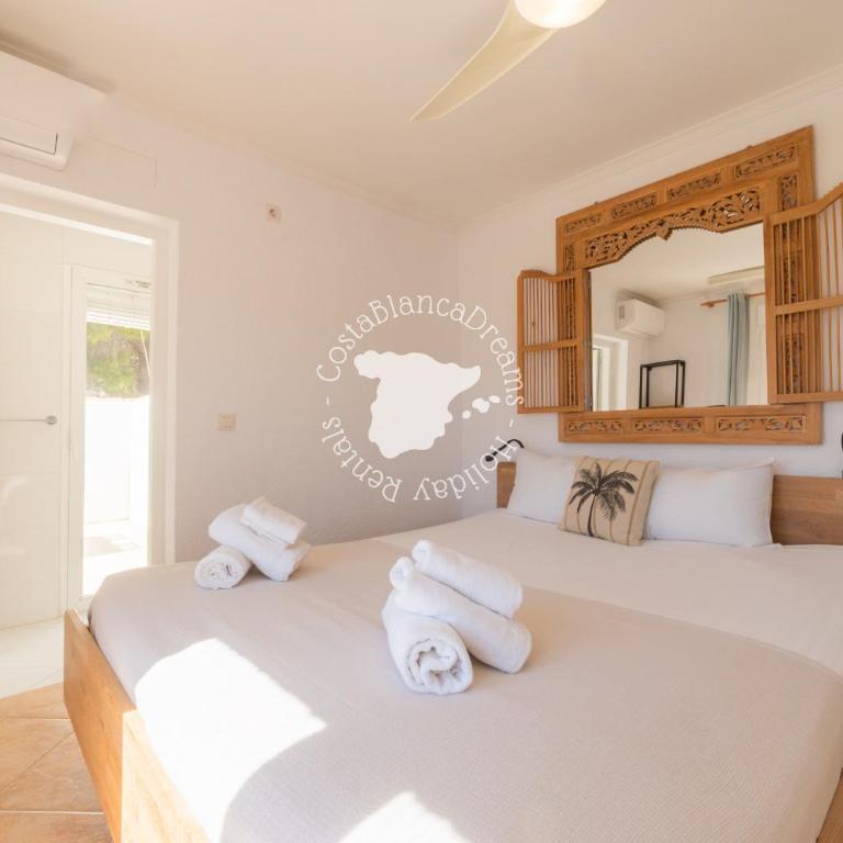 La Vida Loca - Villa with Private Pool - 34
